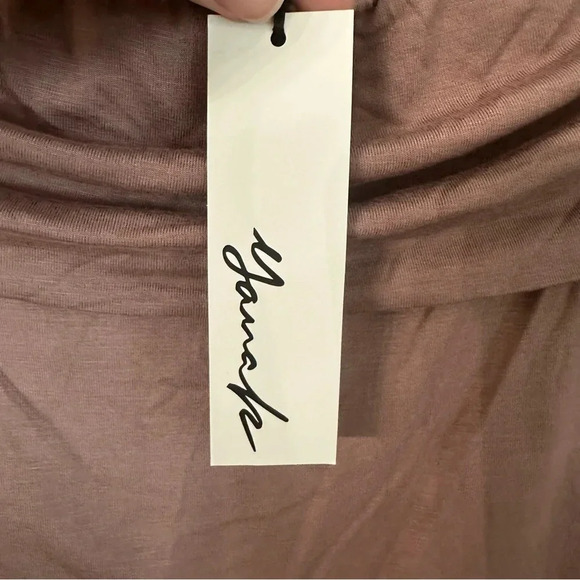 Yana K Cindy Top Long Sleeve Rayon Draped Neck Off Shoulder in Coco One Size NWT - Picture 6 of 8